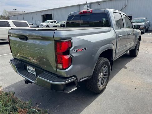 New 2025 Chevrolet Colorado LT w/ LT Convenience Package AWD/4WD image 5