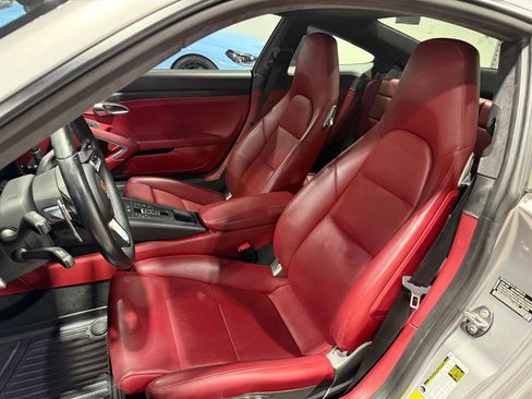 Used 2019 Porsche 911 Carrera 4 GTS AWD/4WD image 36