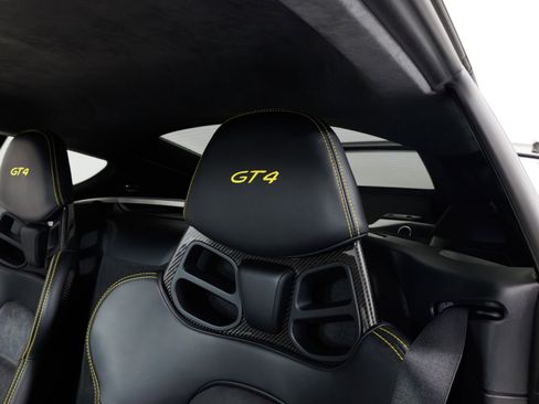 Used 2016 Porsche Cayman GT4 image 16