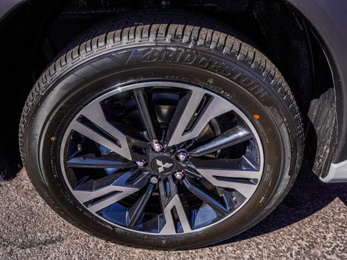 New 2026 Mitsubishi Eclipse Cross SEL image 11