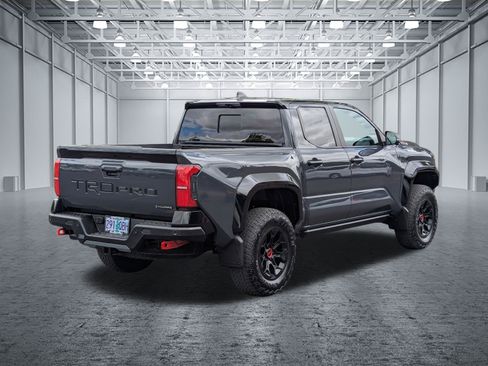 Used 2025 Toyota Tacoma TRD Pro AWD/4WD image 5