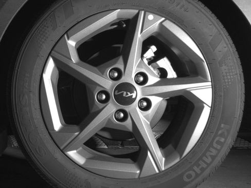 Used 2025 Kia K4 LXS image 14