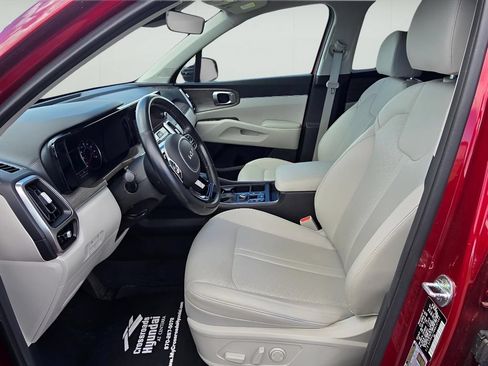 Used 2022 Kia Sorento EX FWD image 9