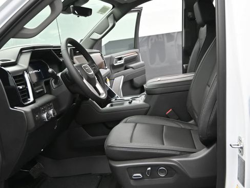 New 2026 GMC Sierra 2500 Denali w/ Denali Reserve Package AWD/4WD image 17