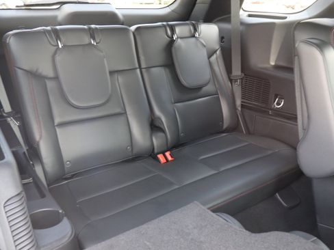 Used 2025 Ford Explorer ST AWD/4WD image 13