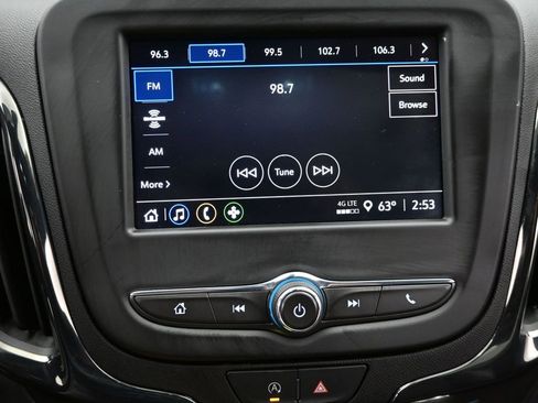 Used 2023 Chevrolet Equinox RS w/ LPO, Floor Liner Package image 15