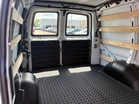 Used 2025 GMC Savana 2500 w/ Driver Convenience Package RWD image 12