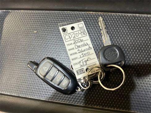 Used 2006 Chevrolet Silverado 1500 LT w/ Light Duty Power Package image 27