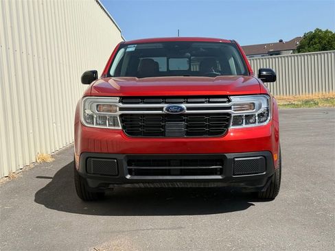 Used 2024 Ford Maverick Lariat image 9