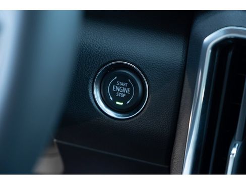 New 2026 GMC Acadia Denali w/ Super Cruise Package AWD/4WD image 28
