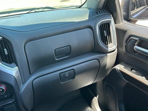 Used 2021 Chevrolet Silverado 1500 LT Trail Boss AWD/4WD image 18