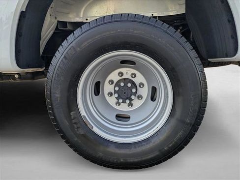 Used 2025 Ford F350 XL AWD/4WD image 25