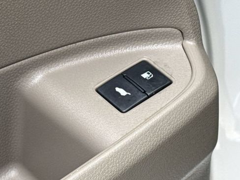 Used 2017 Honda Pilot EX-L image 22