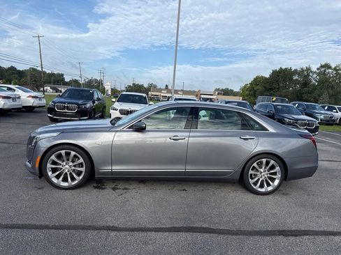 Used 2018 Cadillac CT6 Luxury AWD/4WD image 4