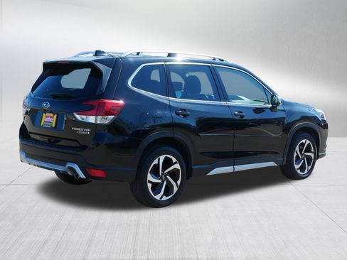 Used 2023 Subaru Forester Touring AWD/4WD image 7