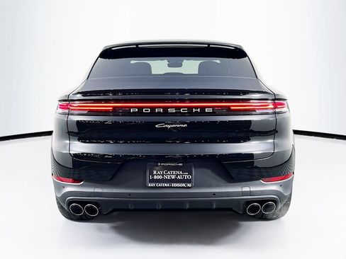 New 2026 Porsche Cayenne Coupe AWD/4WD image 10
