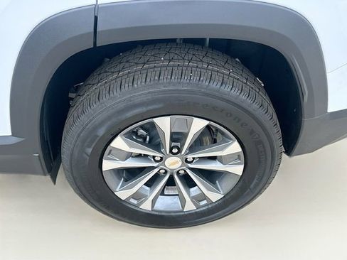 New 2026 Chevrolet Equinox LT w/ Safety and Technology Package FWD image 33