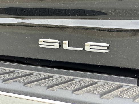 New 2025 GMC Sierra 3500 SLE w/ Preferred Package image 17