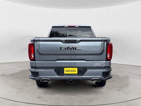 Used 2021 GMC Sierra 1500 AT4 w/ AT4 Preferred Package AWD/4WD image 4