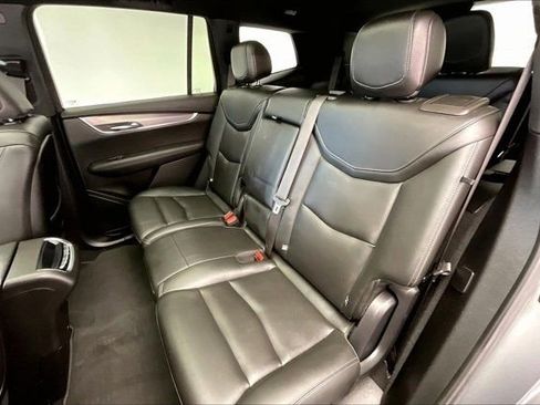 Used 2021 Cadillac XT6 Luxury FWD image 20
