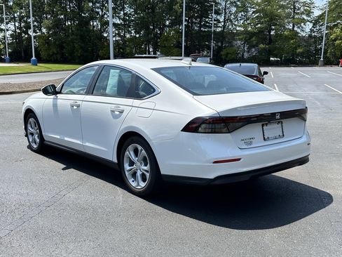 Used 2026 Honda Accord LX image 9