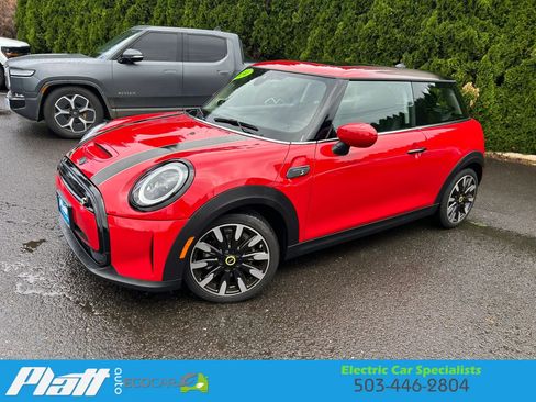 Used 2024 MINI Cooper SE FWD image 2