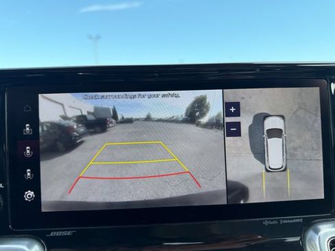 Certified 2022 Kia Sorento SX Prestige w/ Panoramic Sunroof Package AWD/4WD image 22