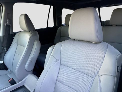 Used 2022 Honda Pilot Elite image 21