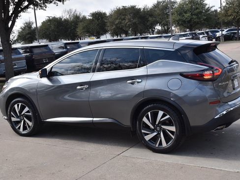 Used 2022 Nissan Murano SL w/ SL Moonroof Package image 11