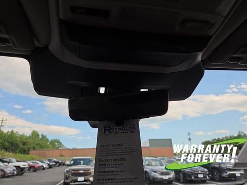 Used 2025 Subaru Ascent Touring AWD/4WD image 12