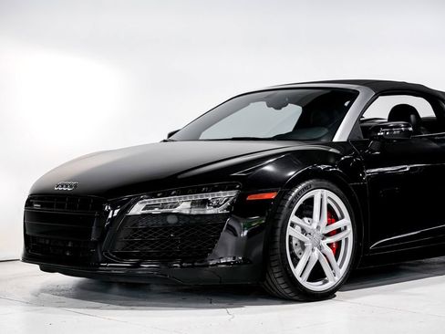 Used 2014 Audi R8 V8 w/ Full Leather Package AWD/4WD image 28