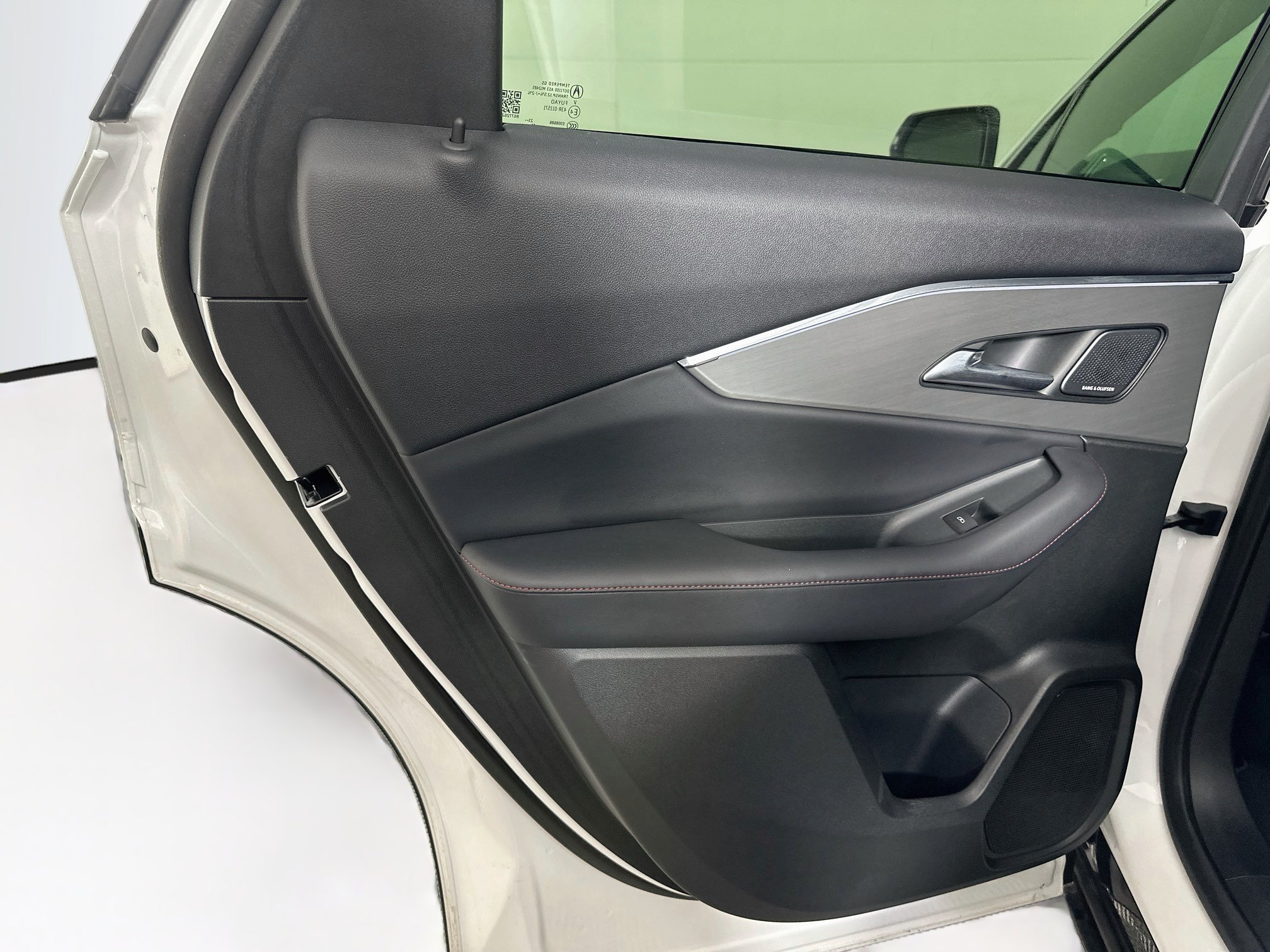 Used 2024 Acura ZDX A-Spec RWD image 27