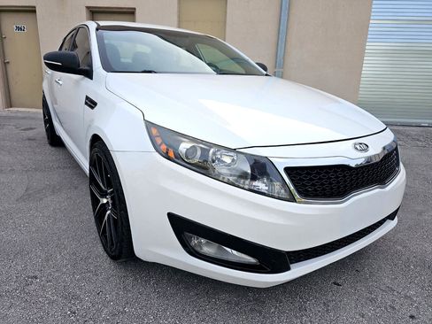 Used 2012 Kia Optima EX image 8