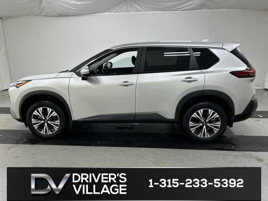 Used 2023 Nissan Rogue SV AWD/4WD image 6