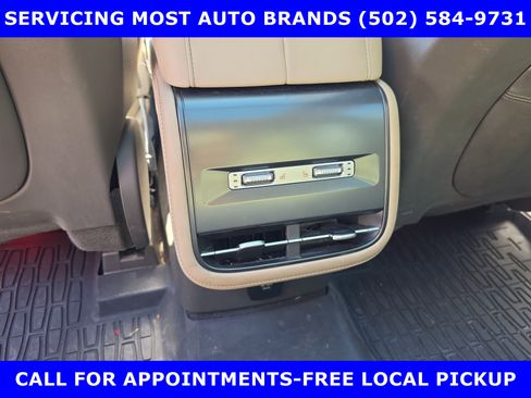 Used 2024 Lincoln Nautilus Reserve w/ Equipment Group 202A AWD/4WD image 13