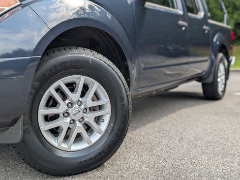 Used 2019 Nissan Frontier SV RWD image 30