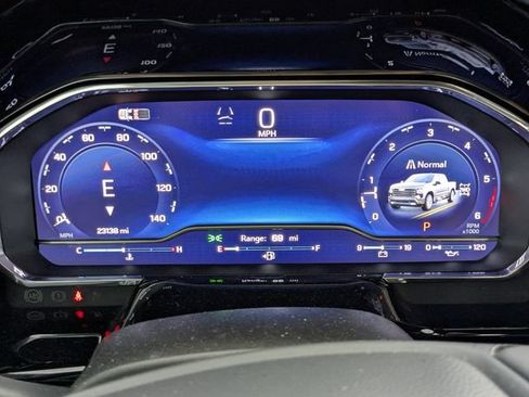 Certified 2025 Chevrolet Silverado 1500 High Country w/ High Country Premium Package AWD/4WD image 33