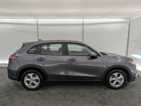 Used 2025 Honda HR-V LX image 7