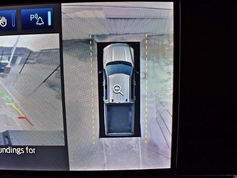 Used 2023 Ford F350 XLT w/ 360-Degree Camera Package AWD/4WD image 33