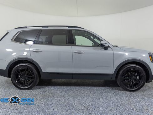 Used 2025 Kia Telluride SX Prestige X-Line AWD/4WD image 8