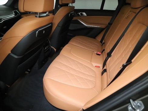 Used 2026 BMW X5 xDrive50e w/ Climate Comfort Package AWD/4WD image 15
