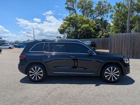 Used 2021 Mercedes-Benz GLB 250 image 5