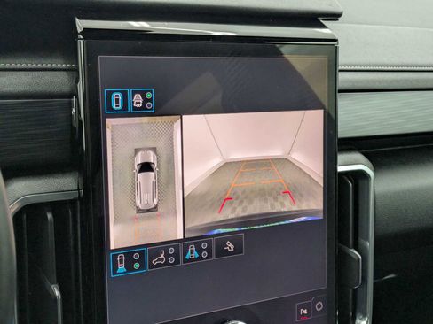 Used 2025 GMC Acadia Elevation w/ Elevation Premium Package image 28