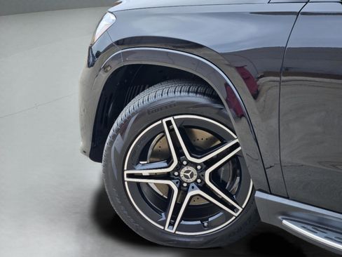Certified 2026 Mercedes-Benz GLS 450 4MATIC image 27