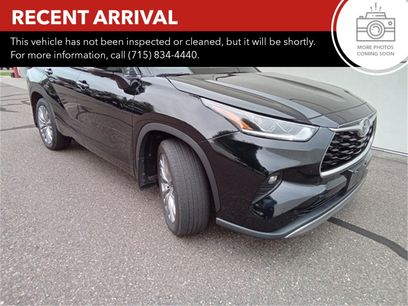 Used 2024 Toyota Highlander Platinum