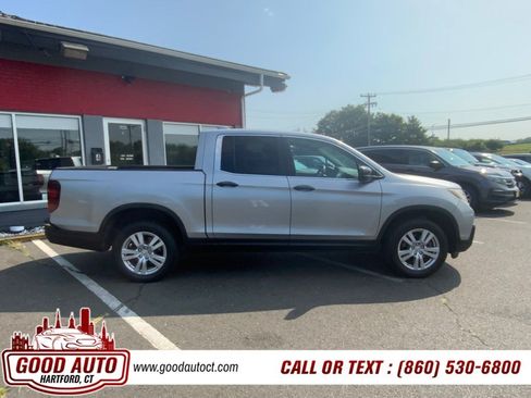 Used 2017 Honda Ridgeline RT image 4