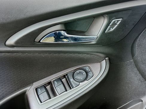 Used 2023 Chevrolet Malibu LT w/ Driver Confidence Package image 15