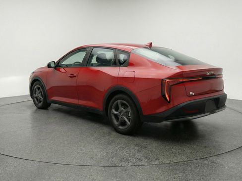 Used 2025 Kia K4 LXS image 6