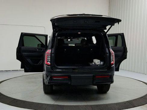 New 2026 Nissan Armada SL w/ Captain's Chari Seat Package AWD/4WD image 14