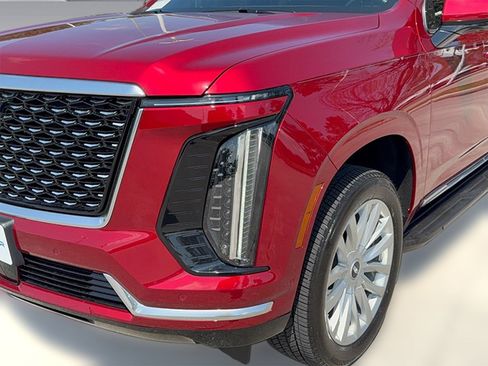 Used 2026 Cadillac Escalade ESV 2WD w/ LPO, Floor Liner Package image 12